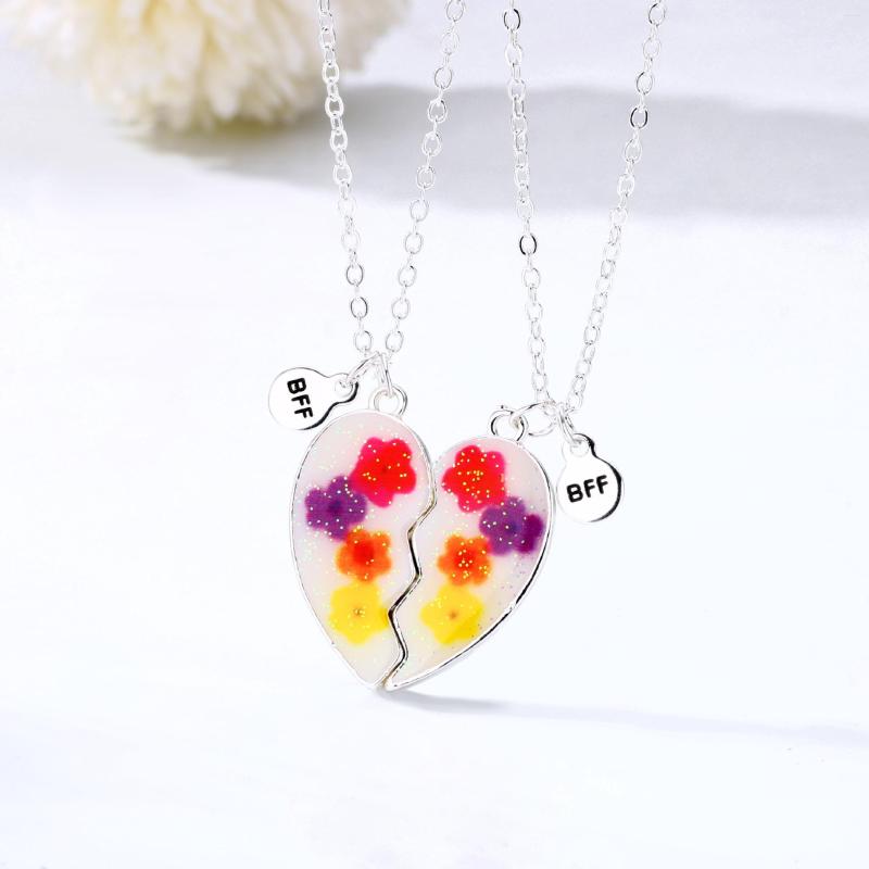 

Pendant Necklaces Fashion Children's Love Necklace Magnet BFF All-match Alloy Drip