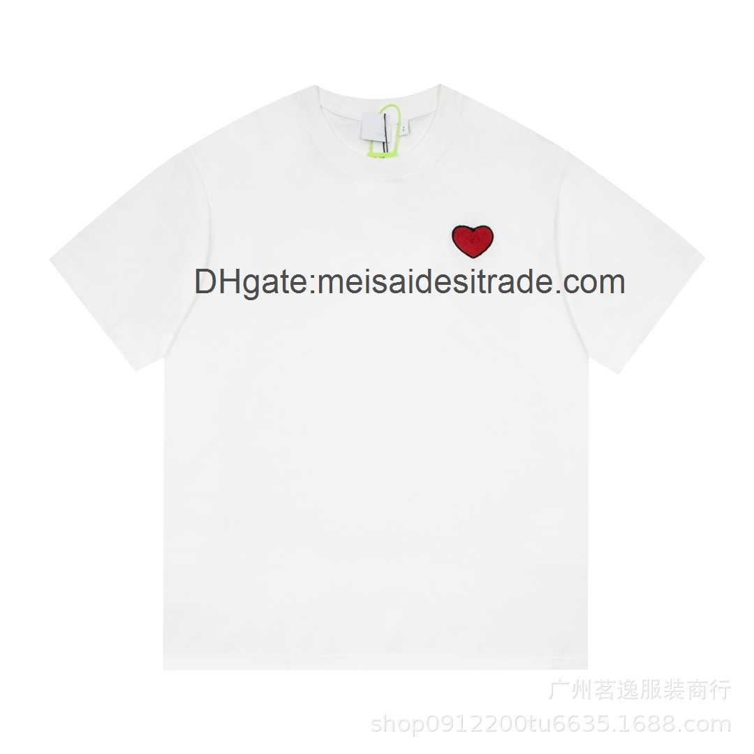 

AAAAA Designer Luxury T-shirt Bur Brand Correct BU Home Heart Embroidery Valentine's Day Exclusive T-shirt Casual High Street Fashion Couple Gift Version, White