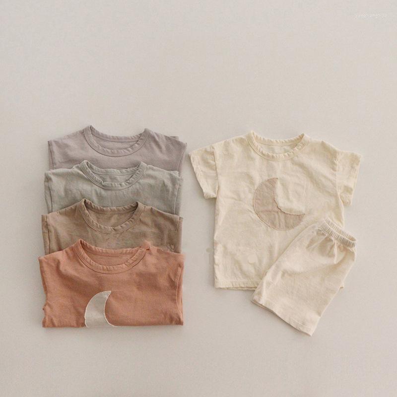 

Clothing Sets Summer Baby Kids Pajamas Short Sleeve Cartoon Moon Patches T Shirt And Shorts 2pcs Boys Girls Homewear, Beige