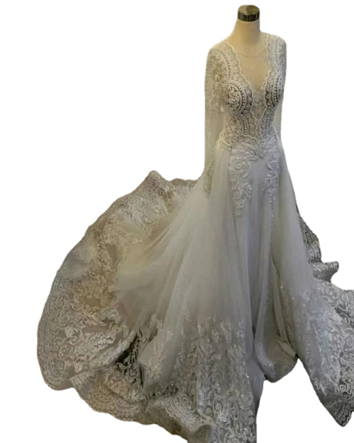 

Top Quality Fitted Aline Wedding Dresses With Detachable Train Sheer Neckline Fine Lace And Tulle Bridal Wedding Gowns Illusion L6569556, White
