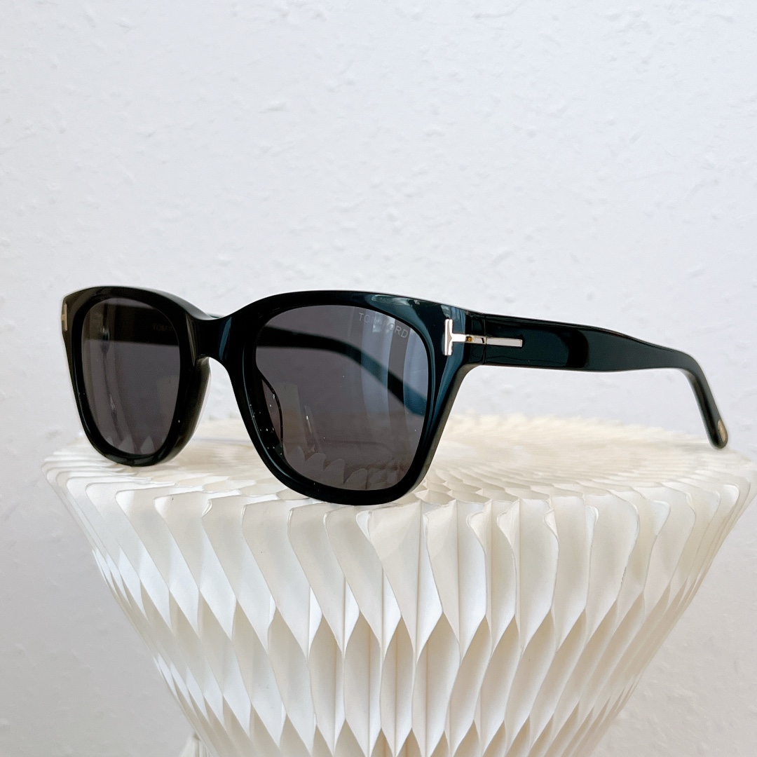 

Outdoor casual TOMFORD sunglasses, round frame sunscreen plate glasses, male and female designer Fang Qiangguang sunglasses