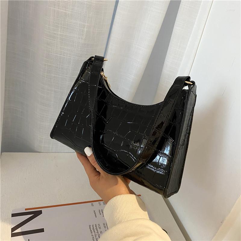 

Evening Bags Women's Bag 2023 European Summer Fashion Embossed Handheld Style Stone Pattern Shoulder, Yellow