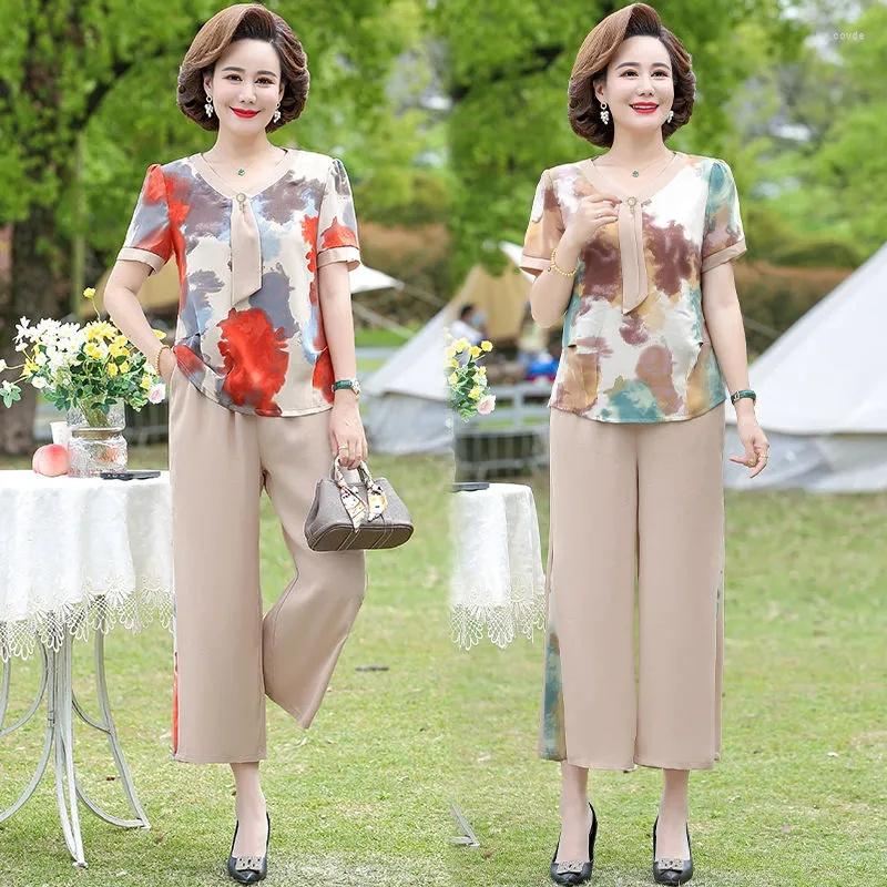 

Women's Two Piece Pants Mom's Summer Suit Women 2023 Fashionable Middle And Old Age Fashion Short Sleeve T-shirt Female 40 Year 50 Set, Red two-piece set