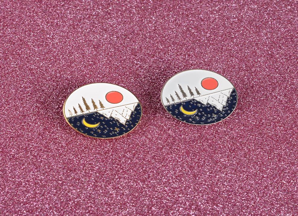 

Japanese style cute cartoon scenery mountain forest sunset and moon round pin badge brooch4283781