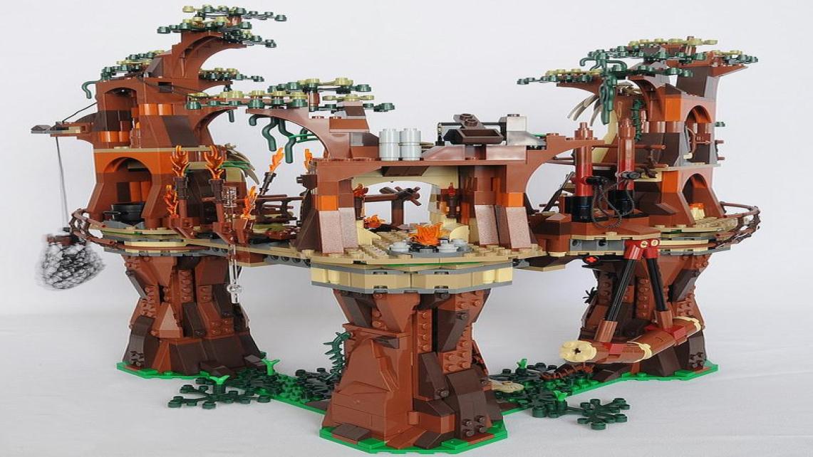 

05047 US In Stock 1990pcs Star Toys Wars Ewok Village Building Blocks Bricks Toys 10236 180016 Gifts8953356