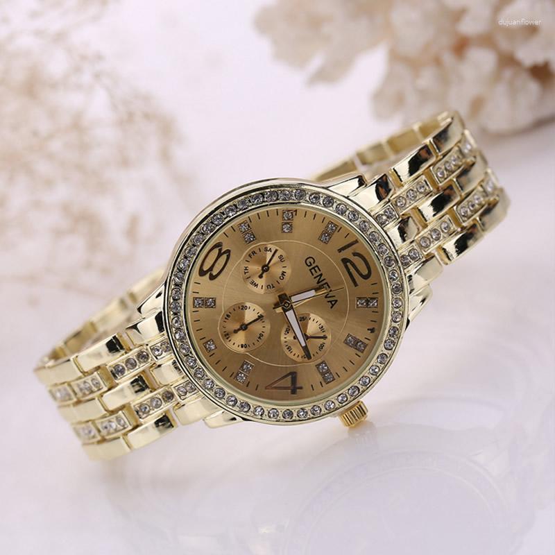 

Wristwatches 2023 Geneva Watch Women Gold Stainless Steel Quartz Watches Crystal Casual Analog Relogio Feminino, Platinum color