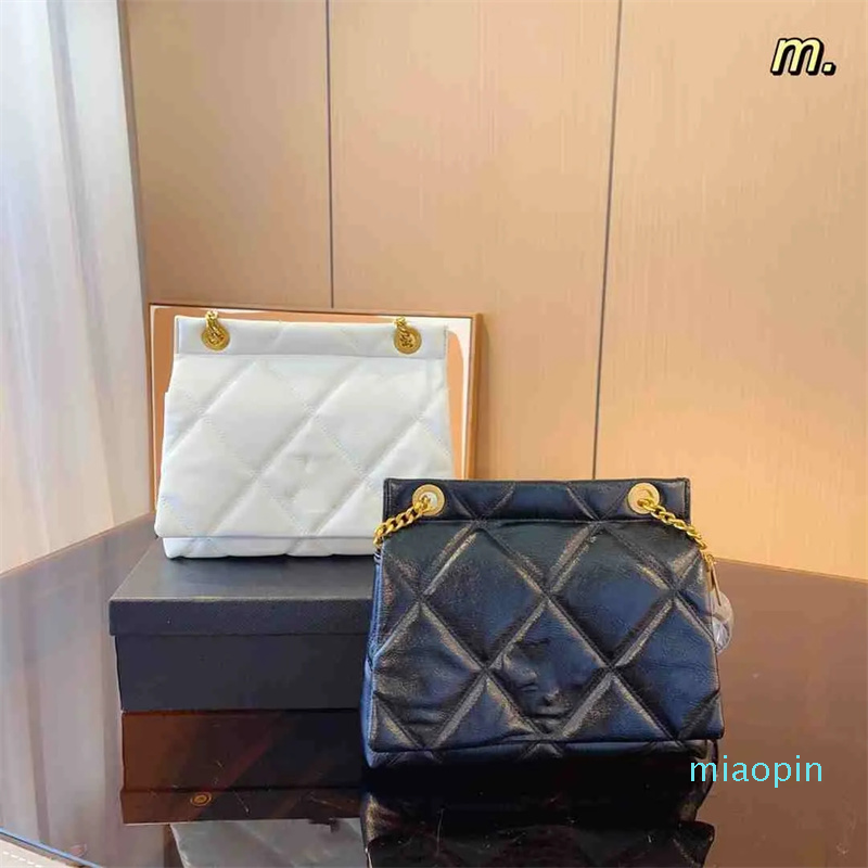 

2023 Summer New Handbag Women's Luxury Designer Daring Grid One Shoulder Crossbody Bag Banquet Party Fashion Versatile, Black