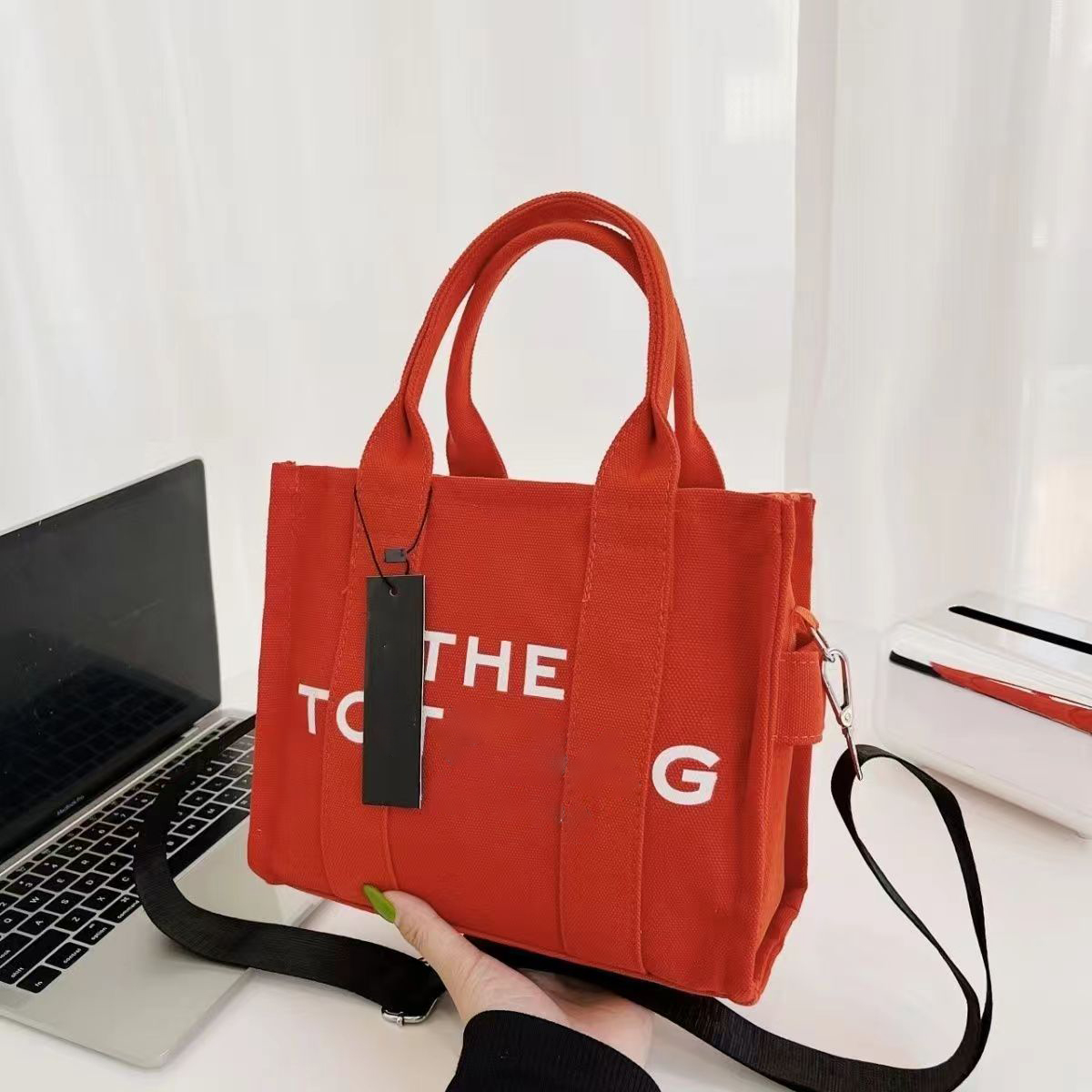 

Fashion shopping bag Tote Bag Large capacity brand designer handbag Women Luxury Purse One Shoulder Bag classic tote purse wallet, White