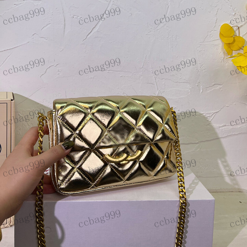 

Designer Womens Shoulder Bag Leather Clamshell Diamond Hardware Metal Clasp Caviar Bag Matelasse Chain Tote Crossbody Bags Card Holder Makeup Case 21x15cm, Fuchsia