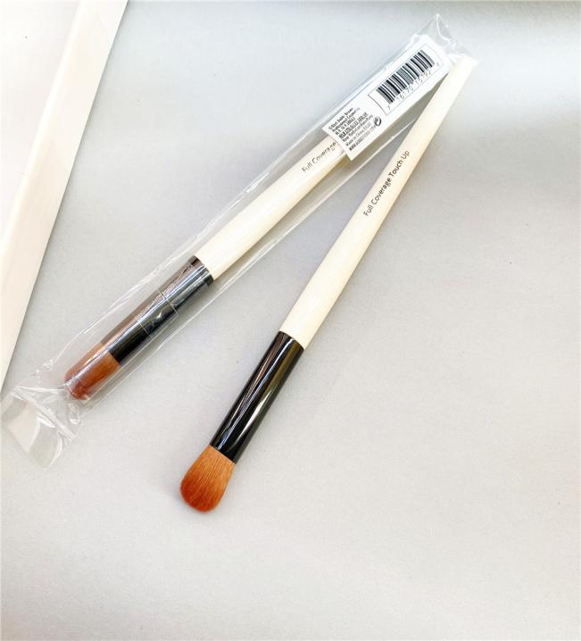 

Full Coverage Touch Up Makeup Brush Small Precise FoundationConcealer Blending Buffing Beauty Cosmetics Brush Tool4858511