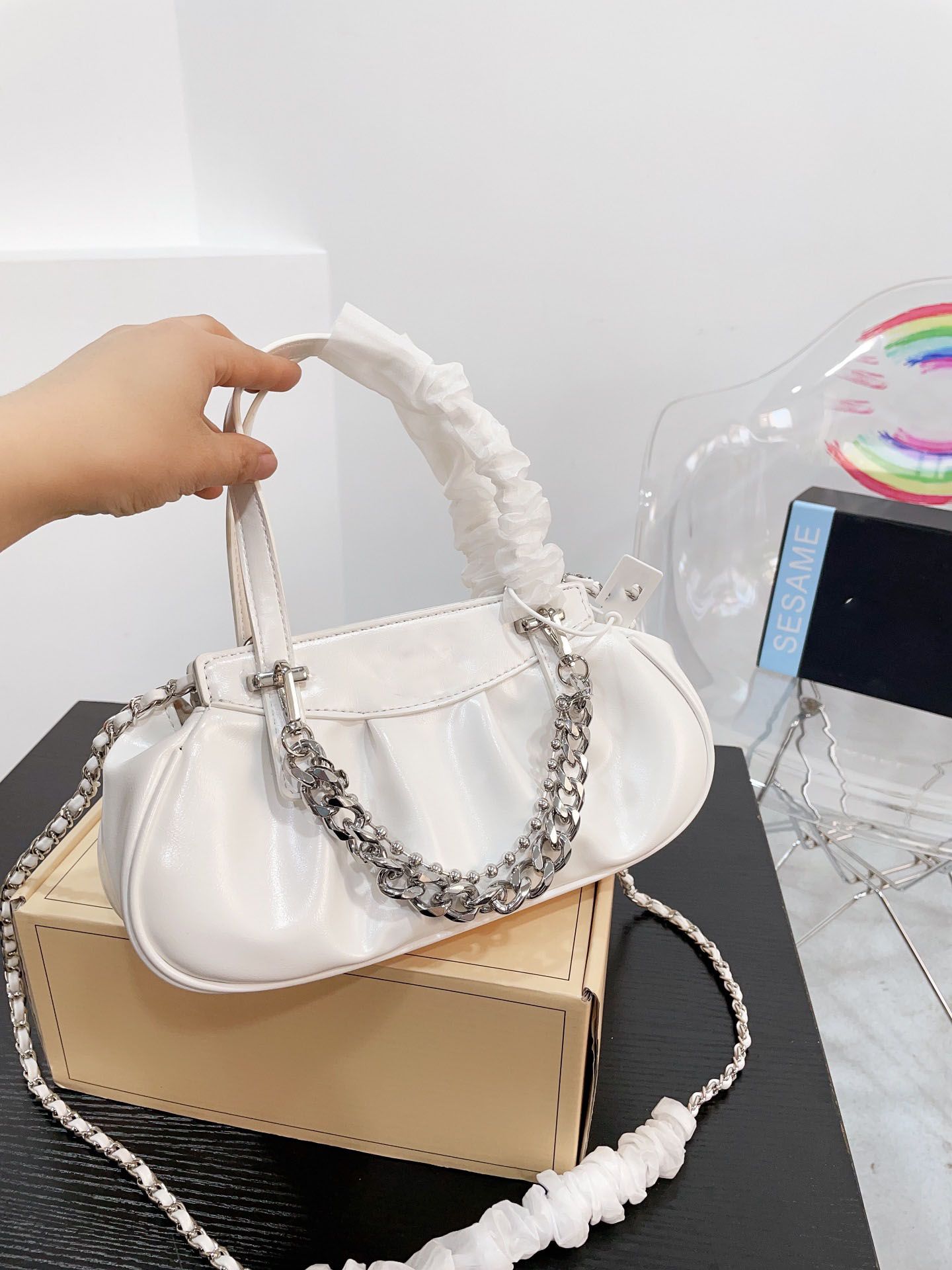 

summer trend portable Messenger black women's spring bag Designer new chain shoulder wrinkled classic bag leather and bag Vosvj, Pink