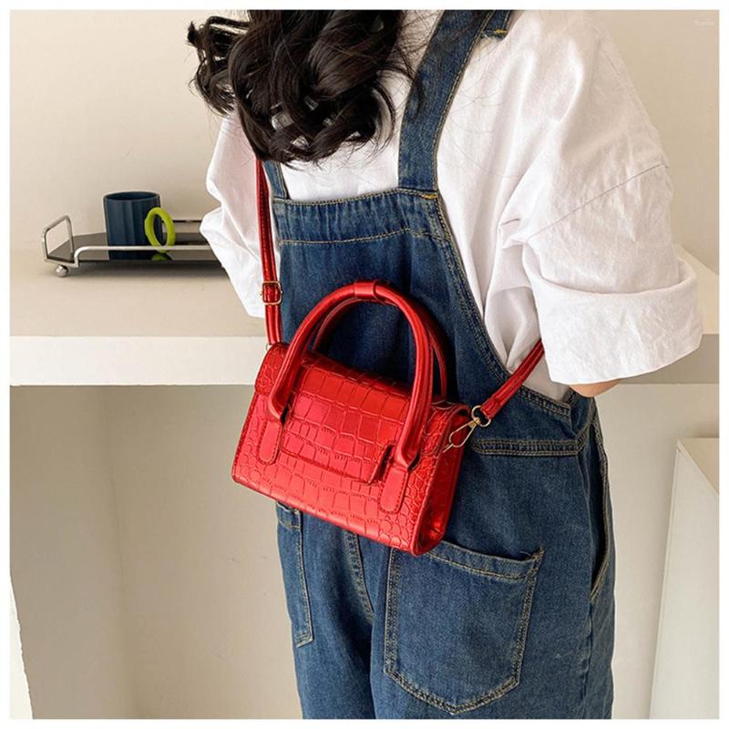 

Evening Bags Mini Shoulder Bag 2023 Y2K Style Stone Pattern Handbags Crossbody For Women Short Top Handle Leather Luxury Party Purse, Black