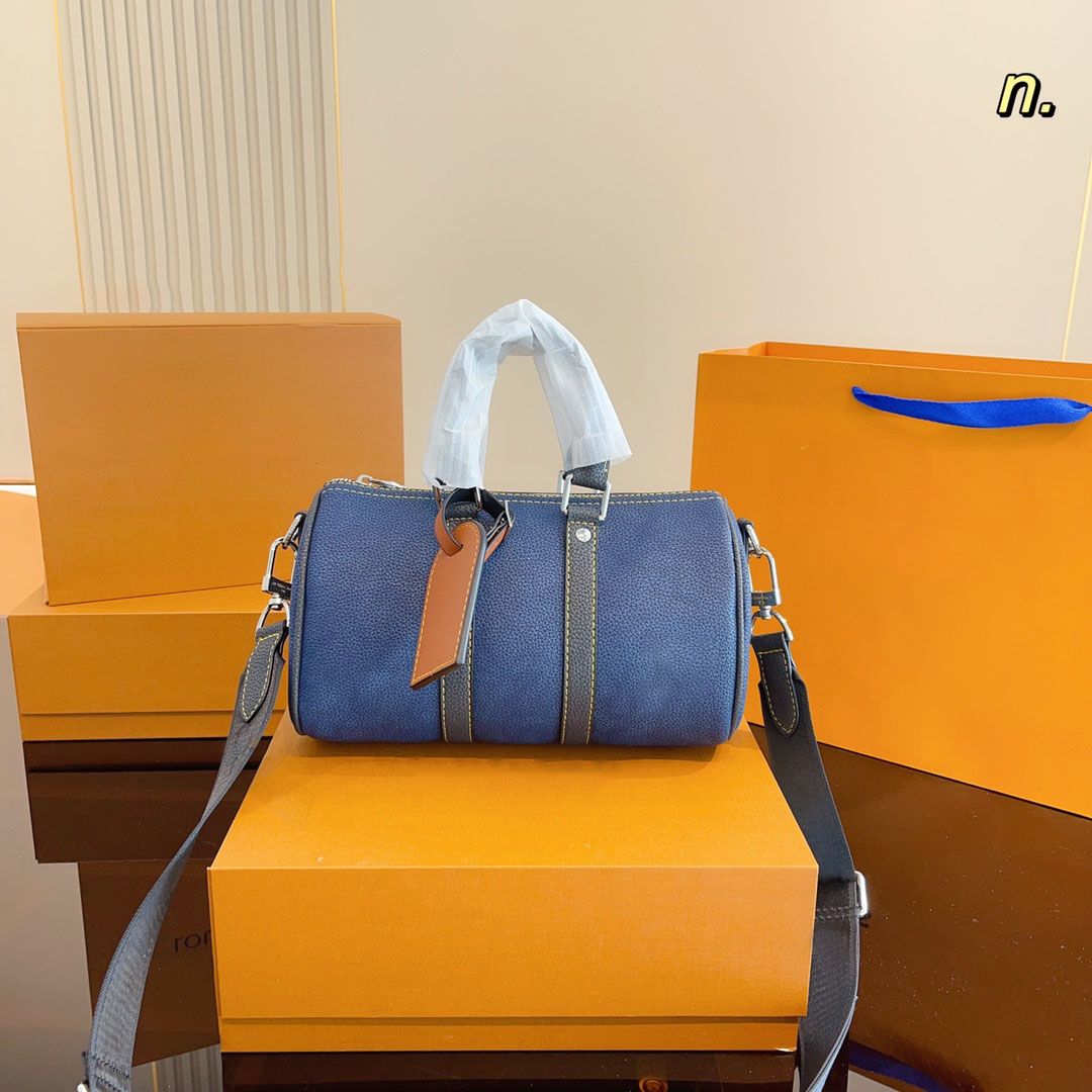 

women's Fashion Bag, Sac 2023 designer straddle bag Classic Sac JOUR DE handbag, designer major handbag, luxury NANO handbag Illoa, Sky blue