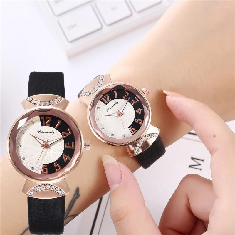 

Wristwatches Simple Womens Watches Numbers Fashion Quartz Watch Two-color Literal Luxury Leather Strap Pink Gift Female Wrist Clock
