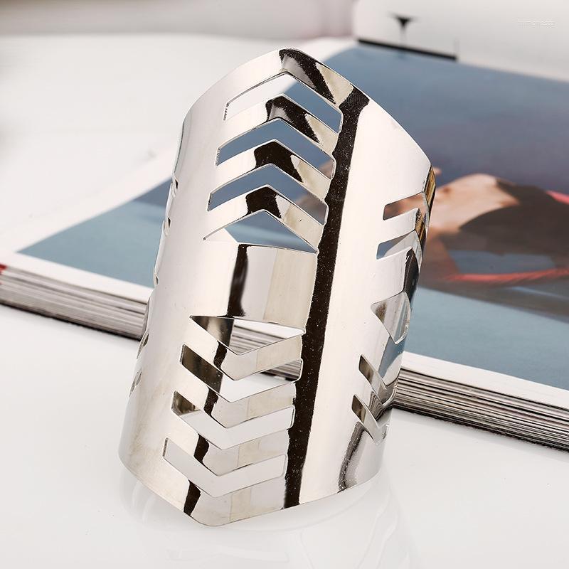 

Bangle LZHLQ Fashion Hollow Metal Bracelets 2023 Trendy Women Maxi Punk Geometric Bracelet Opening Adjustable Smooth Wide Cuff Bangles Raym2