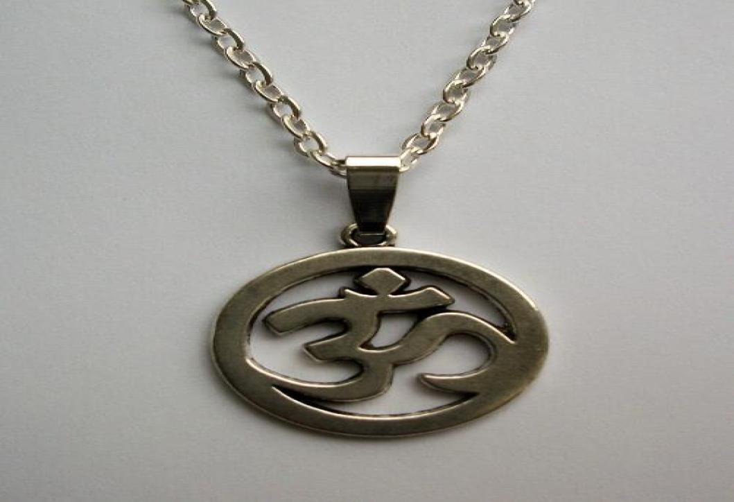 

Vintage Silver Om Sign Symbol Necklaces Pendants Choker Long Chain Statement NecklacesPendants For Women Gift DIY Jewelry2233862