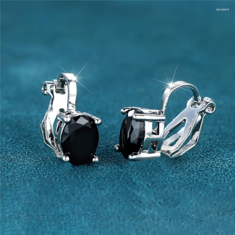 

Backs Earrings Vintage Black Oval Stone Clip Female Fashion Crystal Small Earring For Women Classic Silver Color Wedding Jewelry Gifts