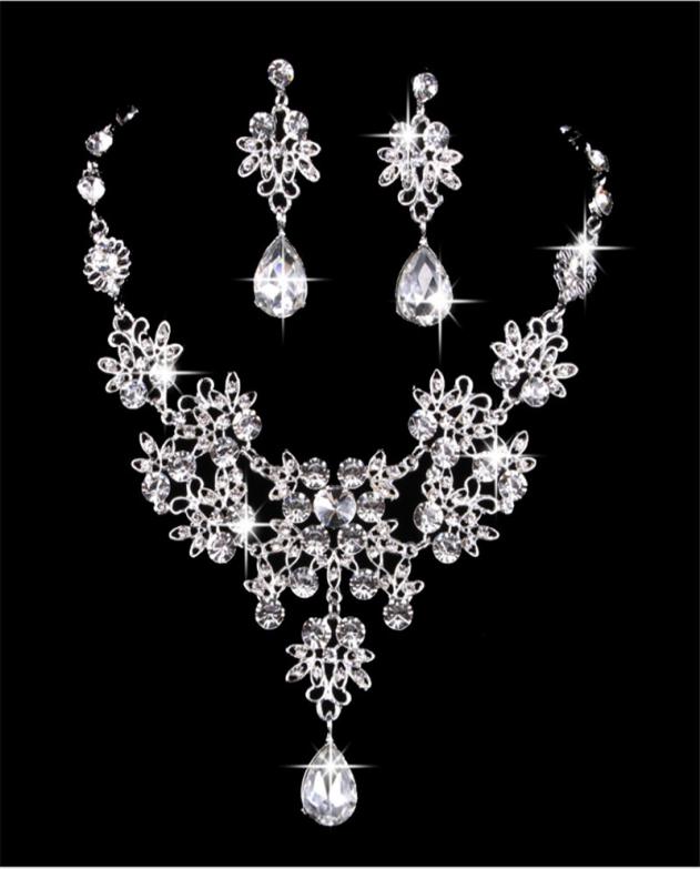 

Bridal Crystal Necklace Earring Set Shiny Wedding Professional Jewelry Five Crystal Colors Extravagant And Beautiful Bride Jewelry3638412