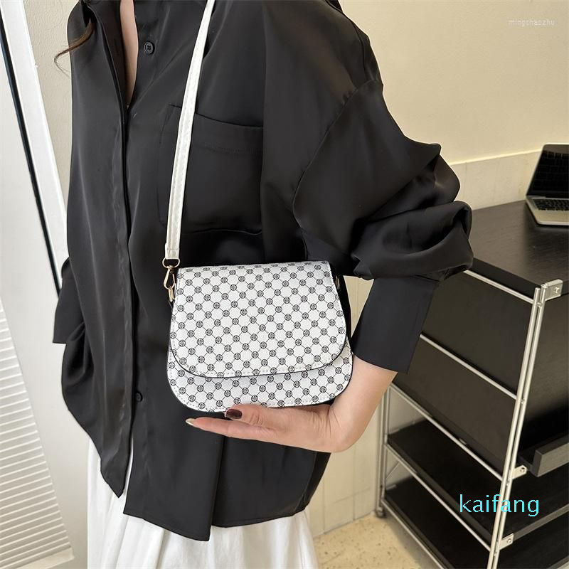 

Evening Bags Vintage Saddle Small Crossbody For Women Trend Luxury Designer Shoulder Bag, Coffee