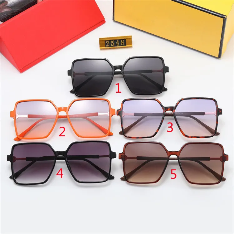 

New Fashion Brand Sunglasses Designer Comfort Meets Style Eyewear for Men Women Large Frame Metal Protection Glasses 2548