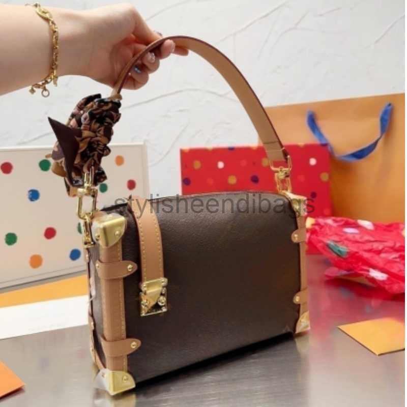 

Shoulder Bags designer luxury trunk handbag Genuine Leather crossbody petite Malle soft cosmetics case women man shoulder bag mini purse