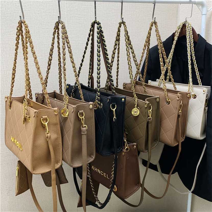 

Designer bag 2023 handbag s Lingge Chain High Capacity Women's New Small and Versatile One Shoulder Crossbody, Black7