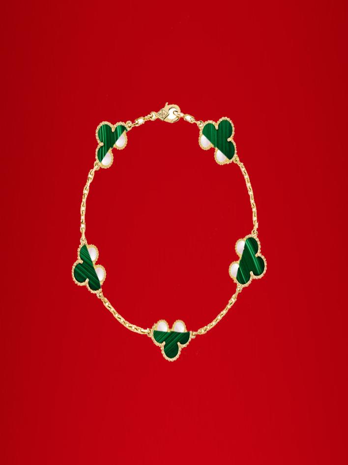 

Classic 18K gold fourleaf clover bracelet chain for women is fashionable and of high quality gift box 0013770045