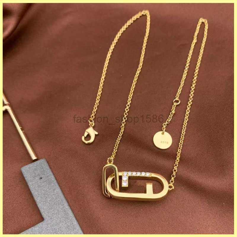 

Womens Stud Earrings Gold Necklaces Letter F Jewelry Set Luxurys Designer Earrings Designer Mens Necklaces Earring Ornaments New 21090305R, As pics