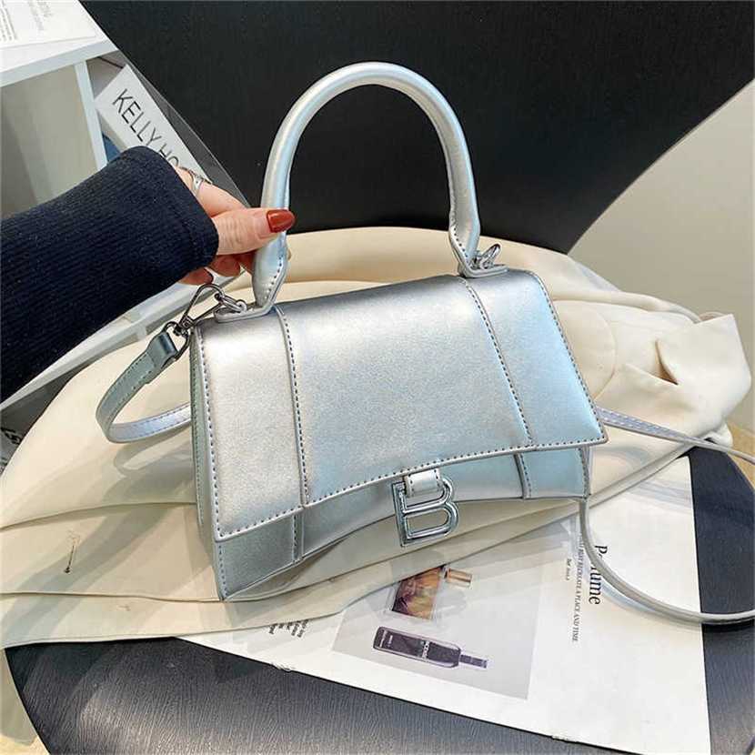 

Designer bag 2023 handbag Small Design for Women's New Spring/Summer One Shoulder Crossbody Handbag with High Quality Crocodile Pattern Hourglass, White10