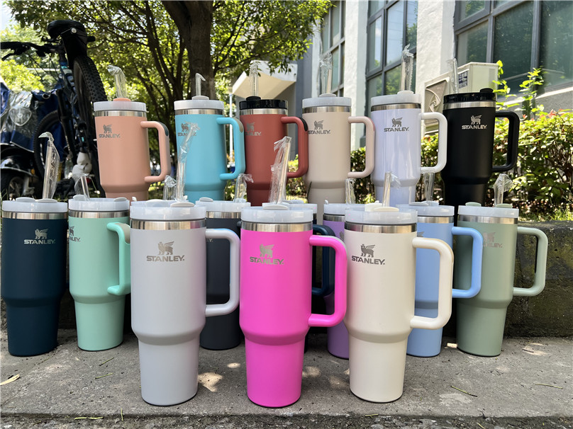 

STOCKS 24H SHIP H2.0 40OZ STANLEY Adventure Quencher Mugs Stainless Steel Double Walled Insulted Tumblers Thermos water Bottles With Logo, Lilac