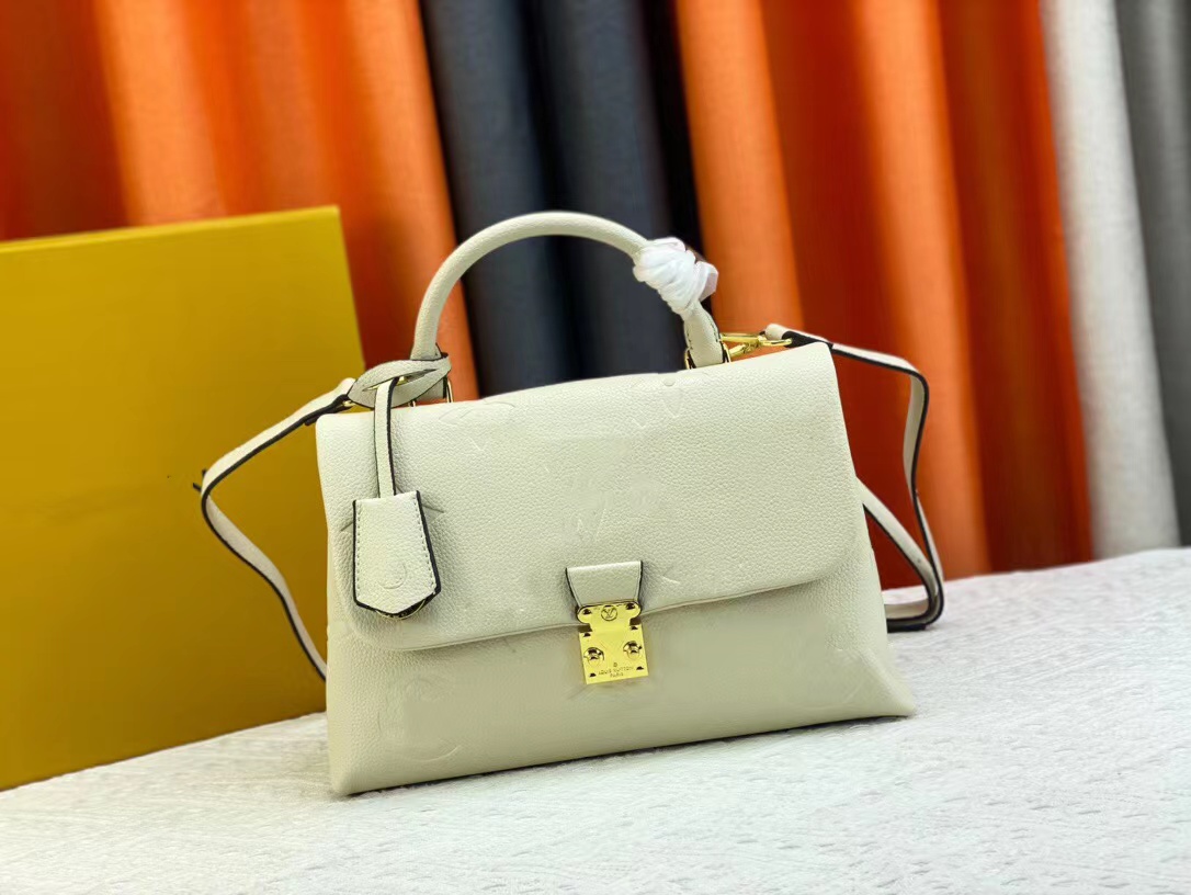 

Luxury shoulder bags Designer handbag evening bag Woman Hight quality Fashion leather bags the tote bag Classic clutch bag tote bags, 2*
