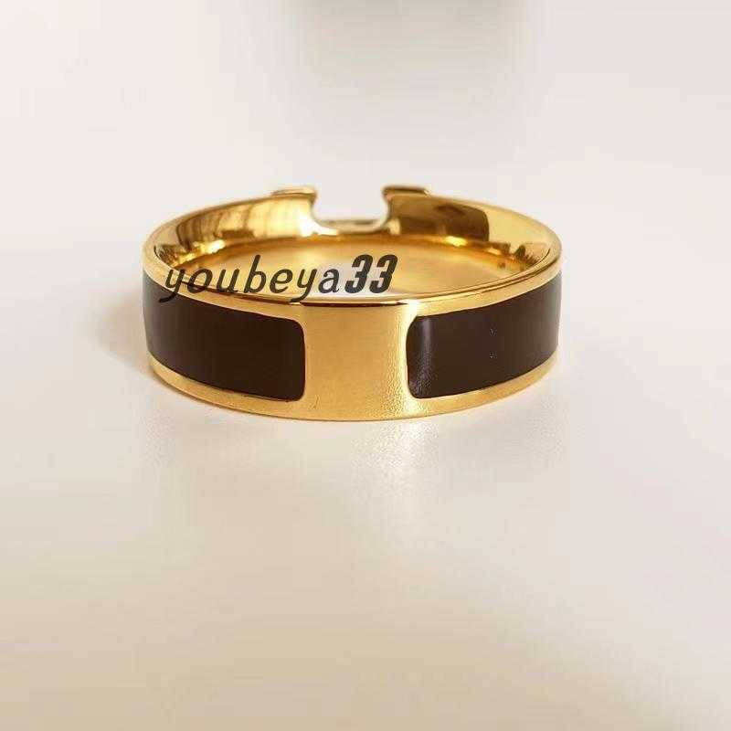 

2022 New high quality designer design titanium ring classic jewelry men and women couple rings modern style band