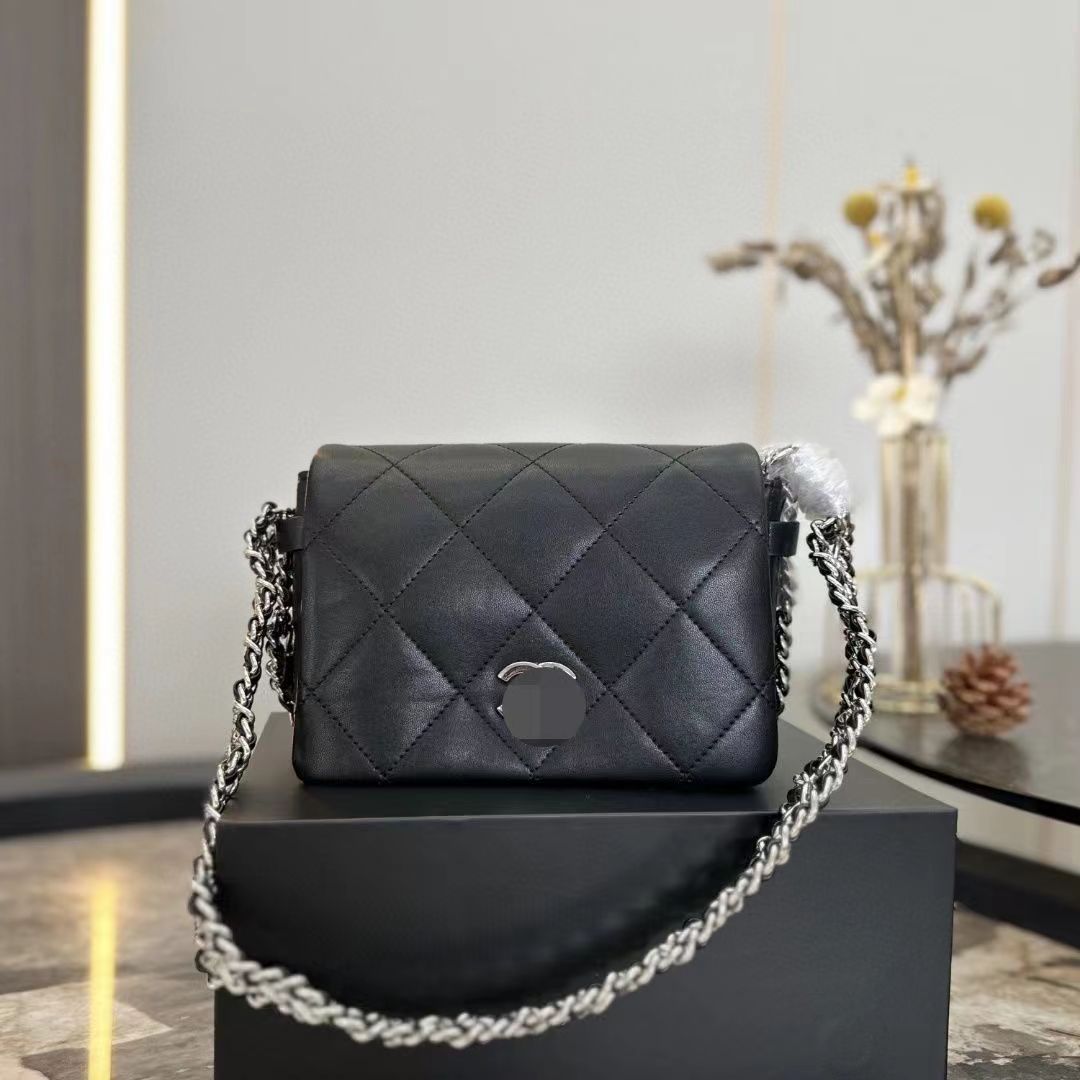 

2023 new small square bag leather Ringer underarm bag senior sense shoulder bag wide chain fashion bag factory direct sales, White