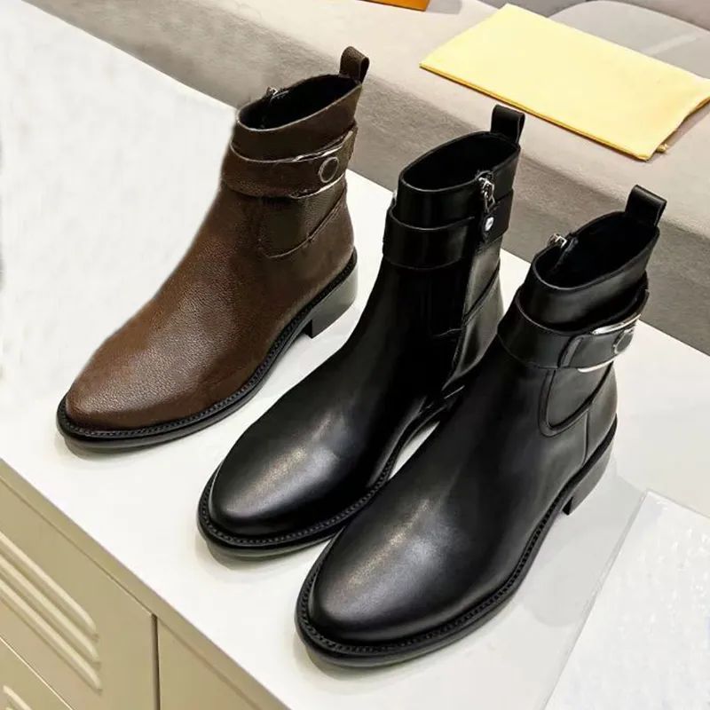 

Autumn winter boots woman Thick soled Travel Metal belt buckle Zipper boot Soft cowhide lady Flat Casual designer shoe leather women shoes Large size 35-42 with box, Black+letter