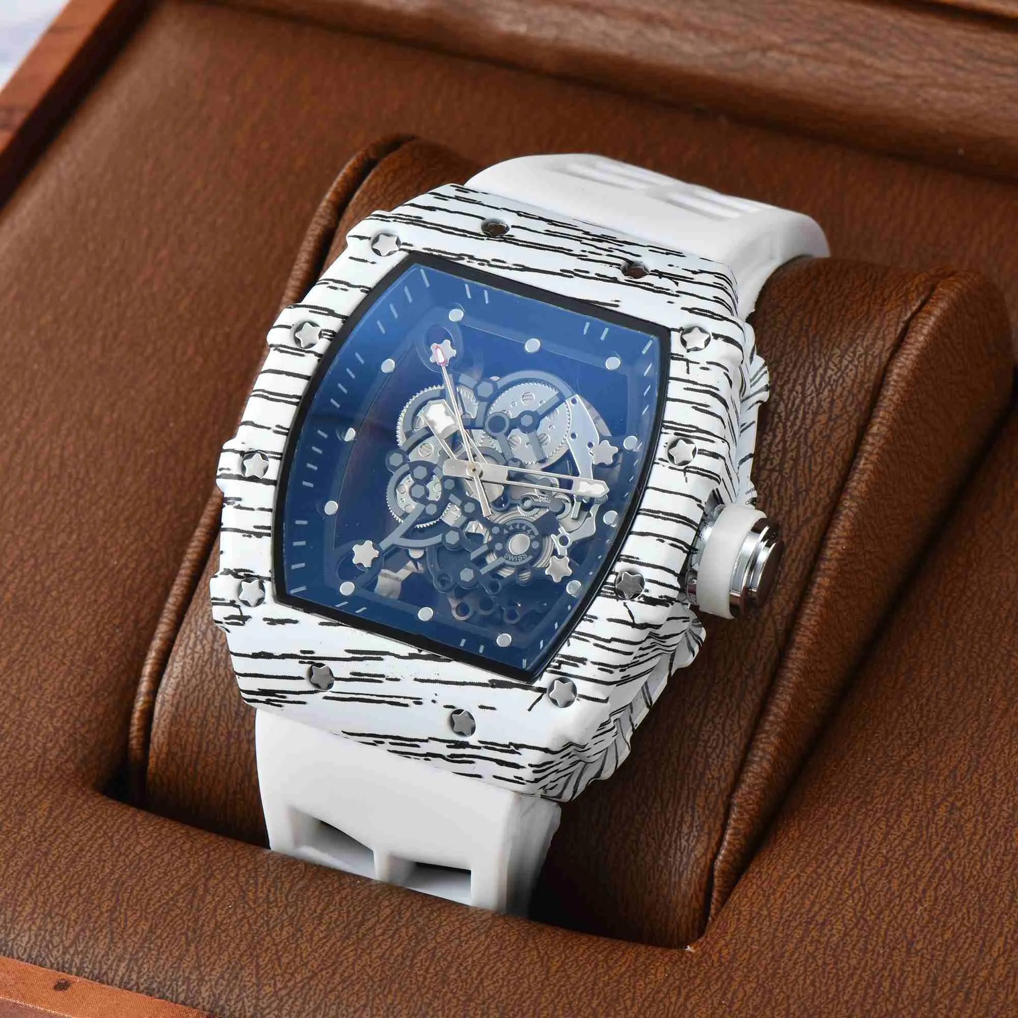 

New Men's Watch Casual Sports Watches Stylish dial design Dirt resistant silicone strap quartz watches lu FD19971814, 10