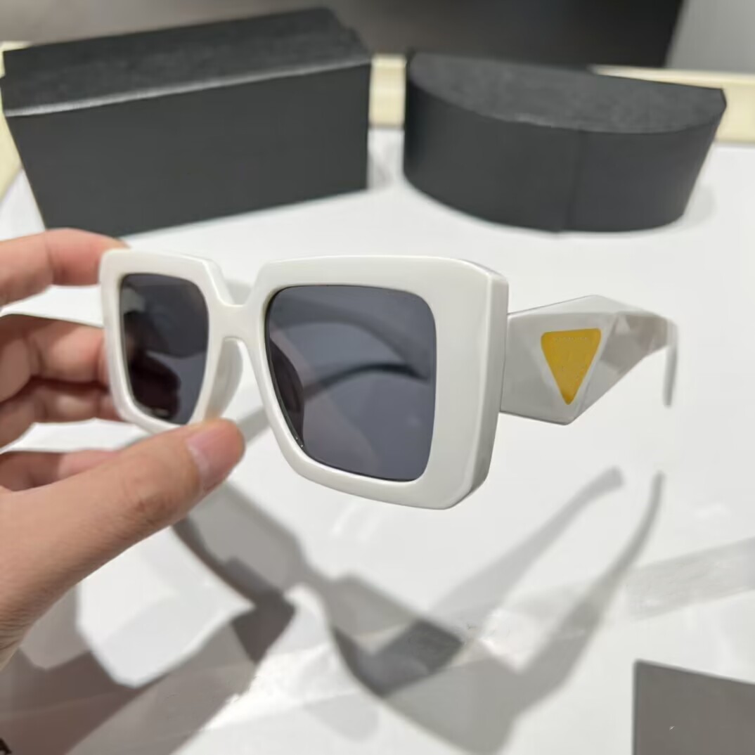 

Summer designer Symbole sunglasses women Luxury Sport Beach Oval Sun Bathing Driving Cool Photos for travel must-have Special Anti-high Beam Driver Round Mirror3220