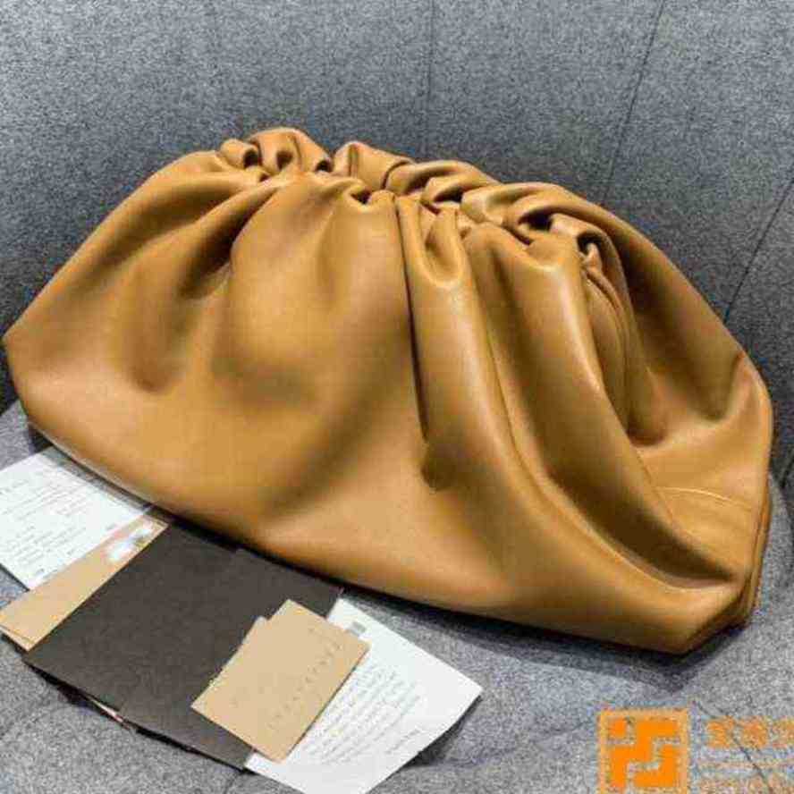 

Bottegas Bags Venetas Brand Aiwei Handmade 19 New Leather Small Cloud Bag Pleated Womens Bag Pouch Handbag, Trumpet