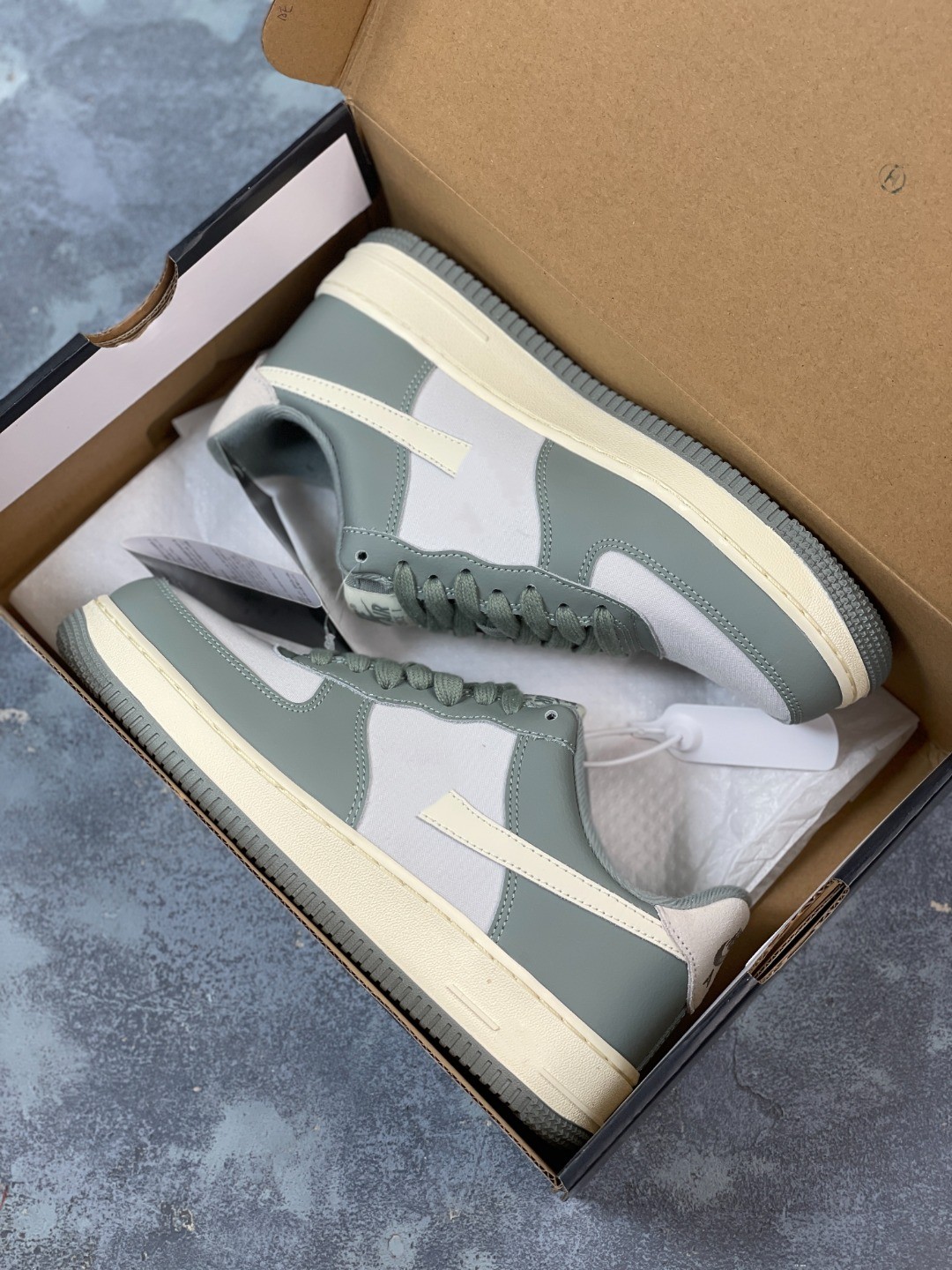 

Apr 20th 2023 Girls Boys Running Shoes 1 Low 07 Mica Green Photon Dust Coconut Milk The Latest Outdoor Athletic Sneakers