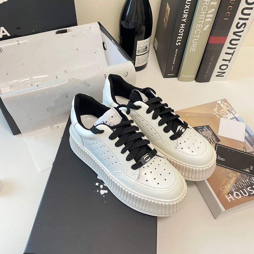

Designer shoes casual shoes women Chanels casual shoes running shoes genuine leather thick soles anti-skid fashionable and versatile sports outdoor sneakers, As shown in the picture