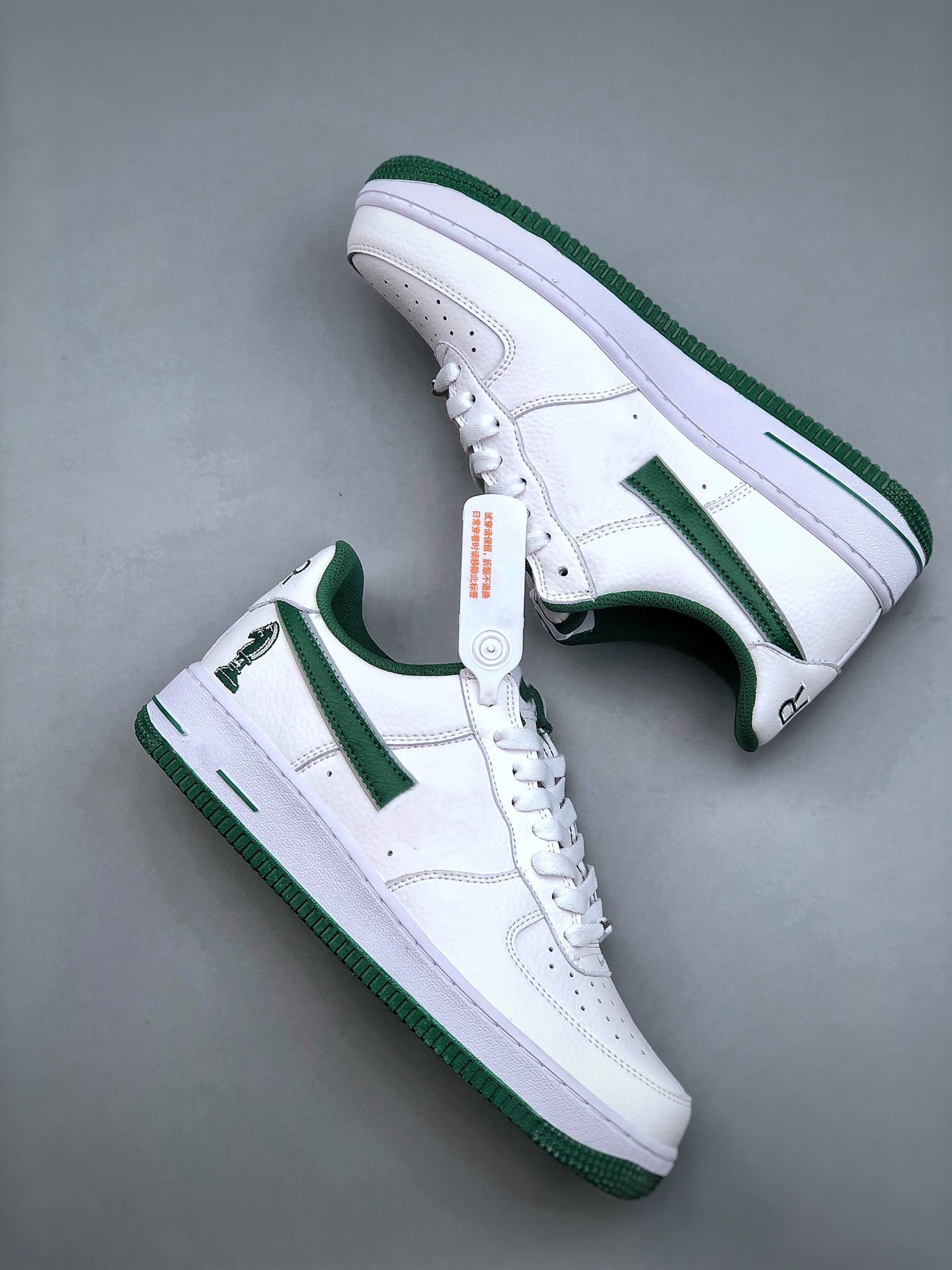 

Apr 27th 2023 Authentic 1 Low 07 Running Shoes Four Horsemen White Deep Forest Wolf Grey Girls Boys Outdoor Sneakers