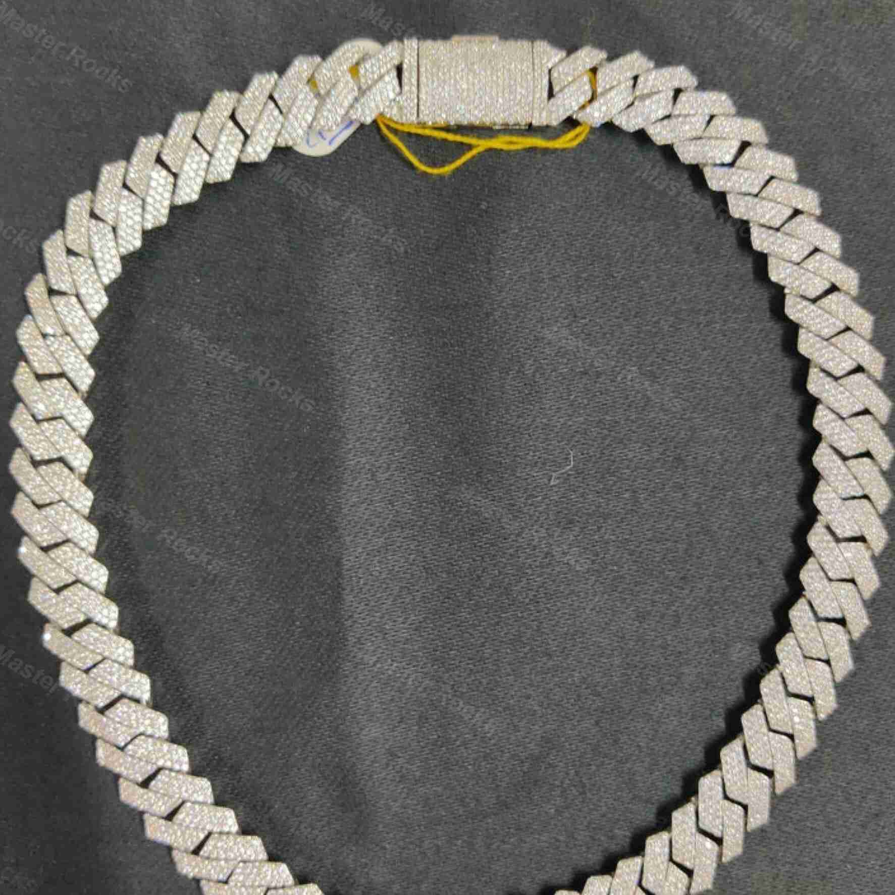 

Hip Hop Bling Vvs Moissanite Diamond-studded Cuban Chain 12mm 3 Rows Sterling Silver 925 Iced Out