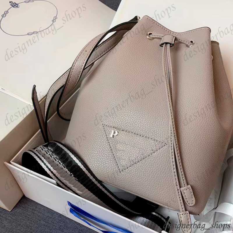 

designer bag bucket bag luxury crossbody bag old flower drawstring bucket bag vintage shoulder bags fashion leather handbags purse ladies tote bag 230406, Black 1