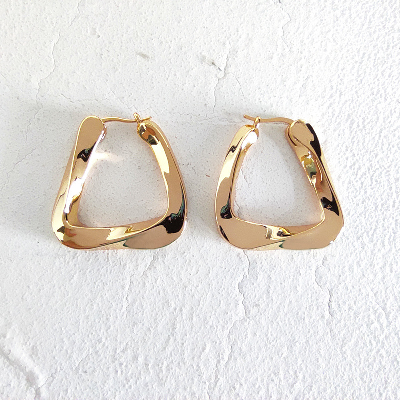 

Stud Earings designer earrings for woman gold earring designer Party Wedding Anniversary Gift Designer Earrings High Polished Fashion