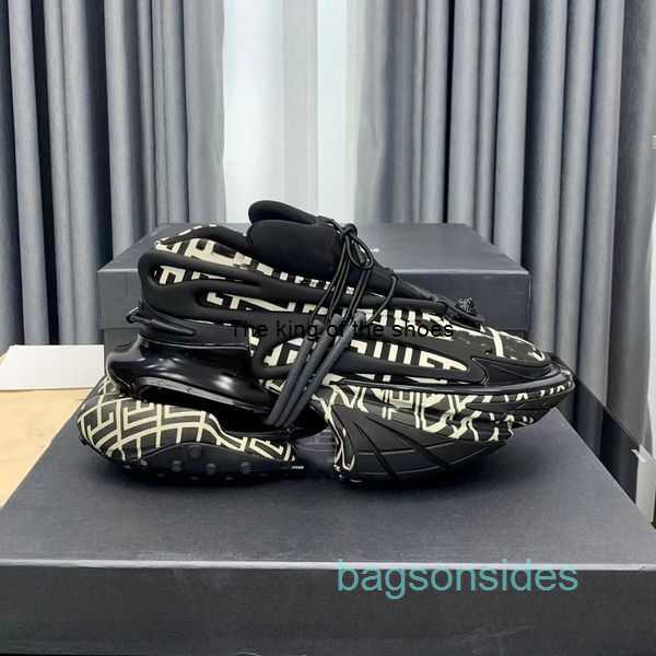 

Shoe Balman Womens Unicorn Low Sneakers Casual Bullet Shoes Metaverse 2023 Designer Outdoor Sport Space Trainers Runner 35-46 With 3 WRBR