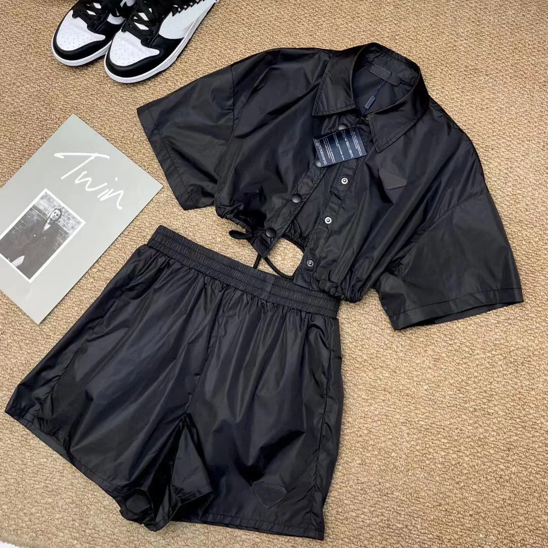 

Designer Luxury womens prd tracksuits suit coat fashion with nylon fabric classic letter top pants top jacket tracksuit T-shirt Sweatshirt Size S-L