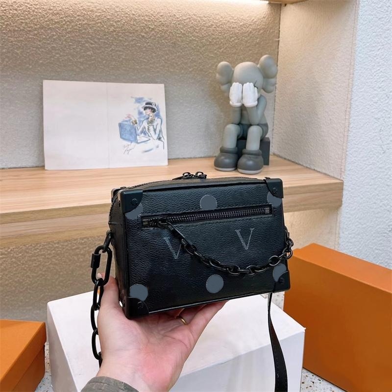 

mens mini trunk chain bags designer bag soft crossbody shoulder bag men cross body tote flaps Print Flower Letter 5A 2023, Black(l lxgx)