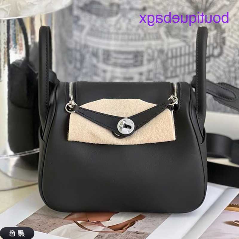

Designer Lindi Bags H Home on sale 2023 New Swif Pilendi Fashion One Shoulder Portable Doctor's Top Layer Leather Women'sHave Real Logo, Biscuit color