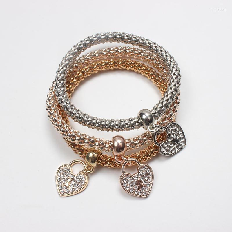 

Bangle 3Pcs/Set Crystal Heart Bracelet Gold/Silverized Pendant Female Rhinestone Gift Raym22