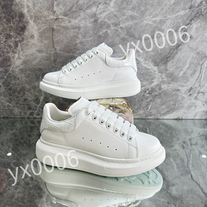 

New top Luxury Casual Shoes small white shoes lovers' letters flat bottom lace up board shoe men's and women's sports low tops shoes, 06