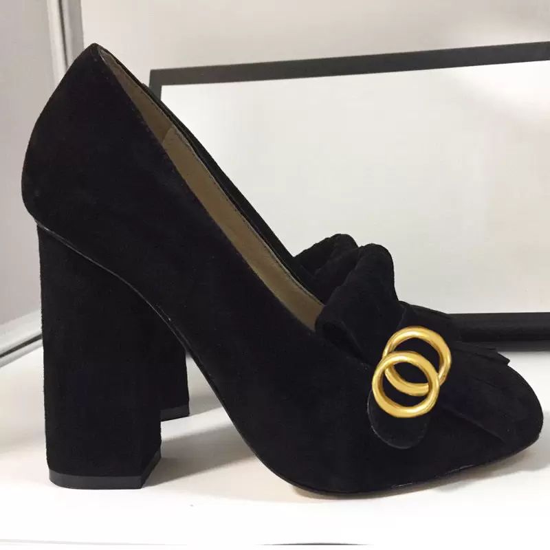 

Classic Mid heeled boat shoe Suede Designer shoes leather Thick heel high heels cowhide Tassels Round head Metal Button women Dress shoes Large size 35-42 with box, White + bee